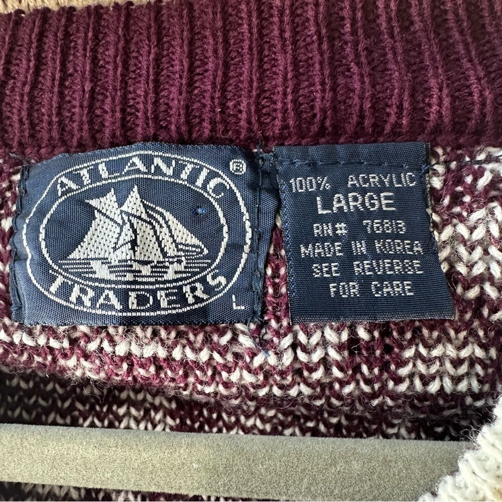 vintage Atlantic traders V-neck sweater men  tennis racket on the lower band. - Picture 5 of 5